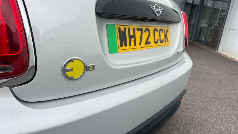 MINI Hatchback 135kW Cooper S Level 2 33kWh 3dr Auto Electric Hatchback